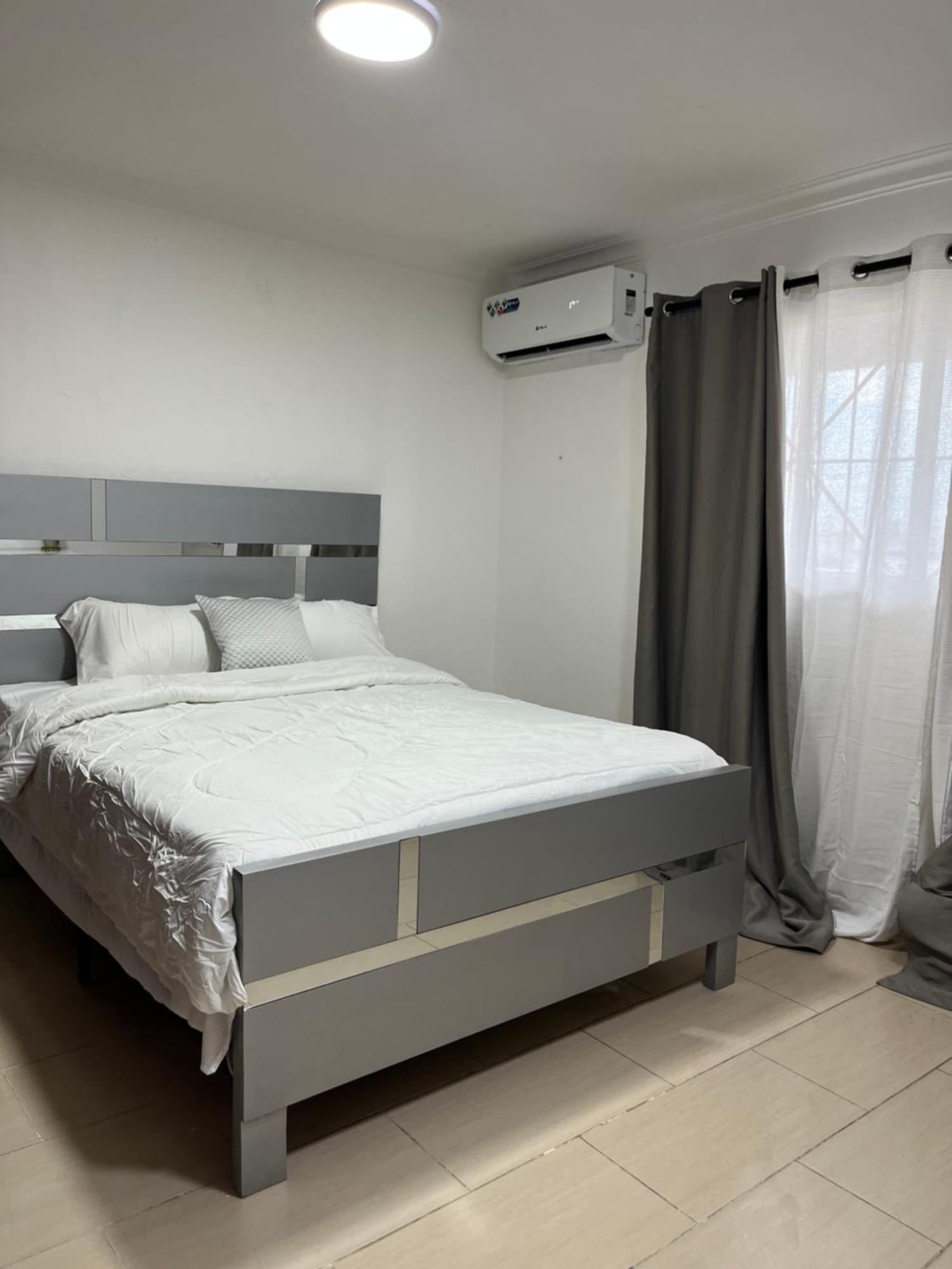 Hotel Residencial Ana Maria à Saint-Domingue Extérieur photo